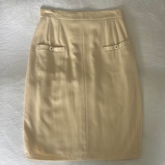 CHANEL Dresses & Skirts - Vintage Chanel Creme Skirt